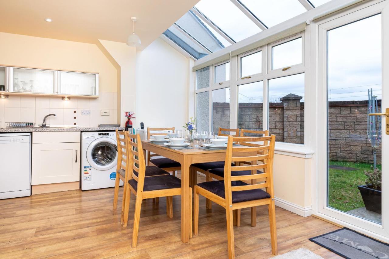4 Bedroom Townhouse In 스털링 외부 사진