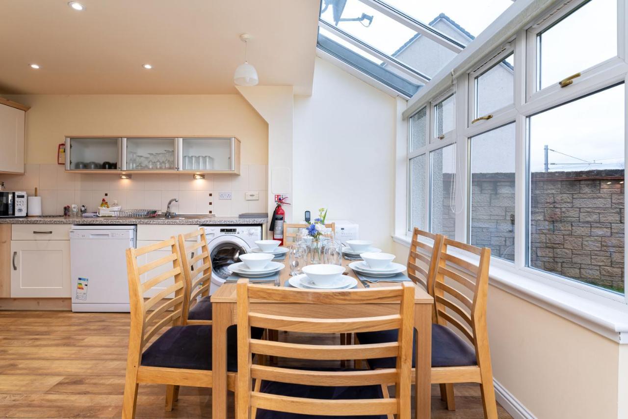 4 Bedroom Townhouse In 스털링 외부 사진