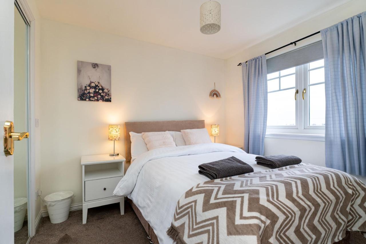 4 Bedroom Townhouse In 스털링 외부 사진