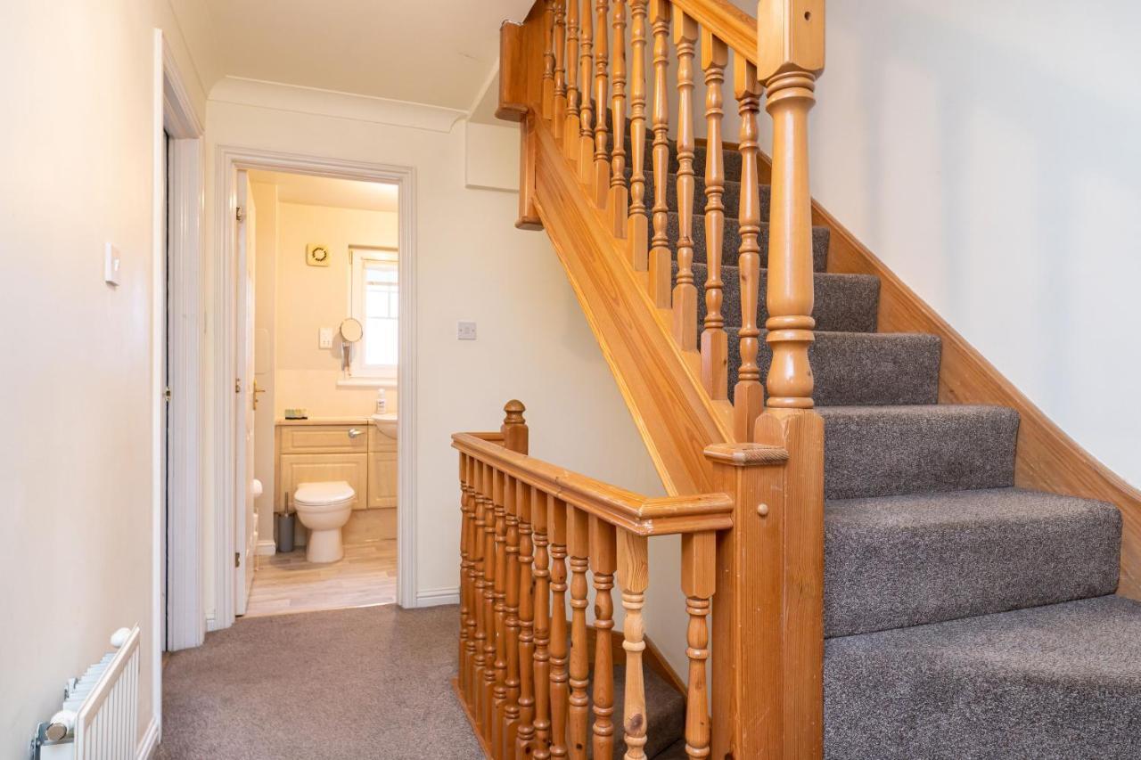 4 Bedroom Townhouse In 스털링 외부 사진